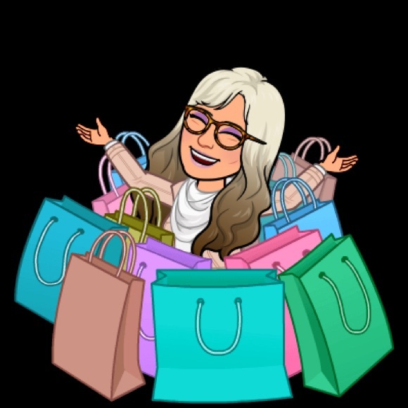 Meet your Posher, Stephanie - Picture 7 of 7